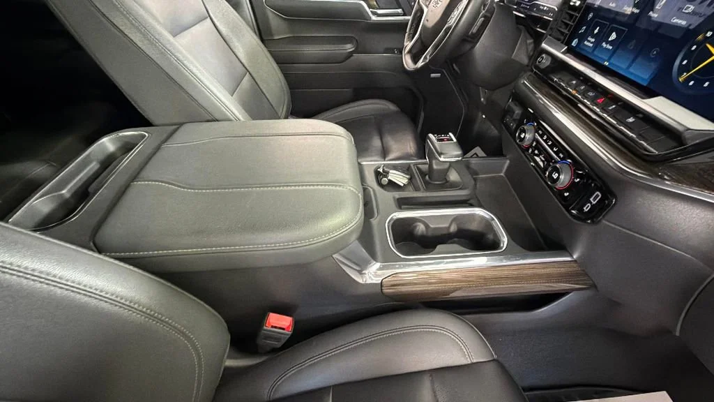 Used 2024 Radiant Red Tintcoat Chevrolet RST image 36