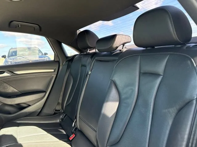 Used 2018 Daytona Gray Pearl Effect Audi 2.0T Premium Plus image 11
