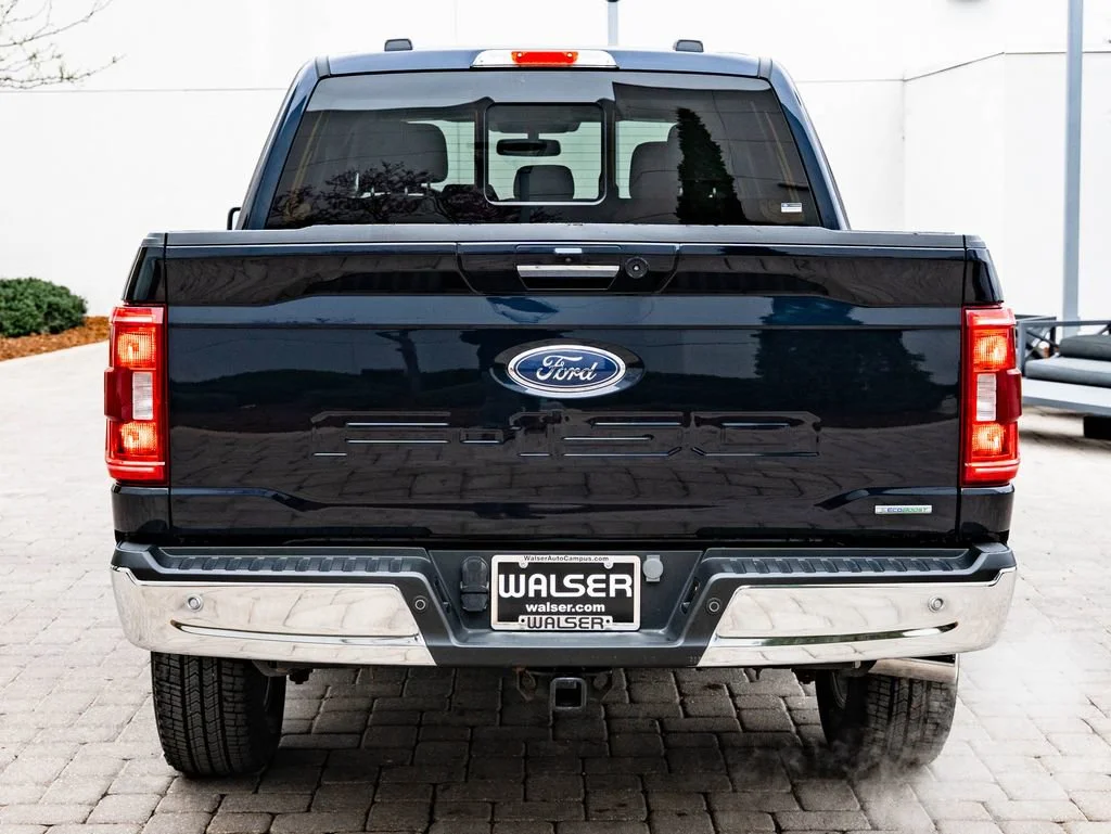 Used 2023 Antimatter Blue Metallic Ford XLT image 7
