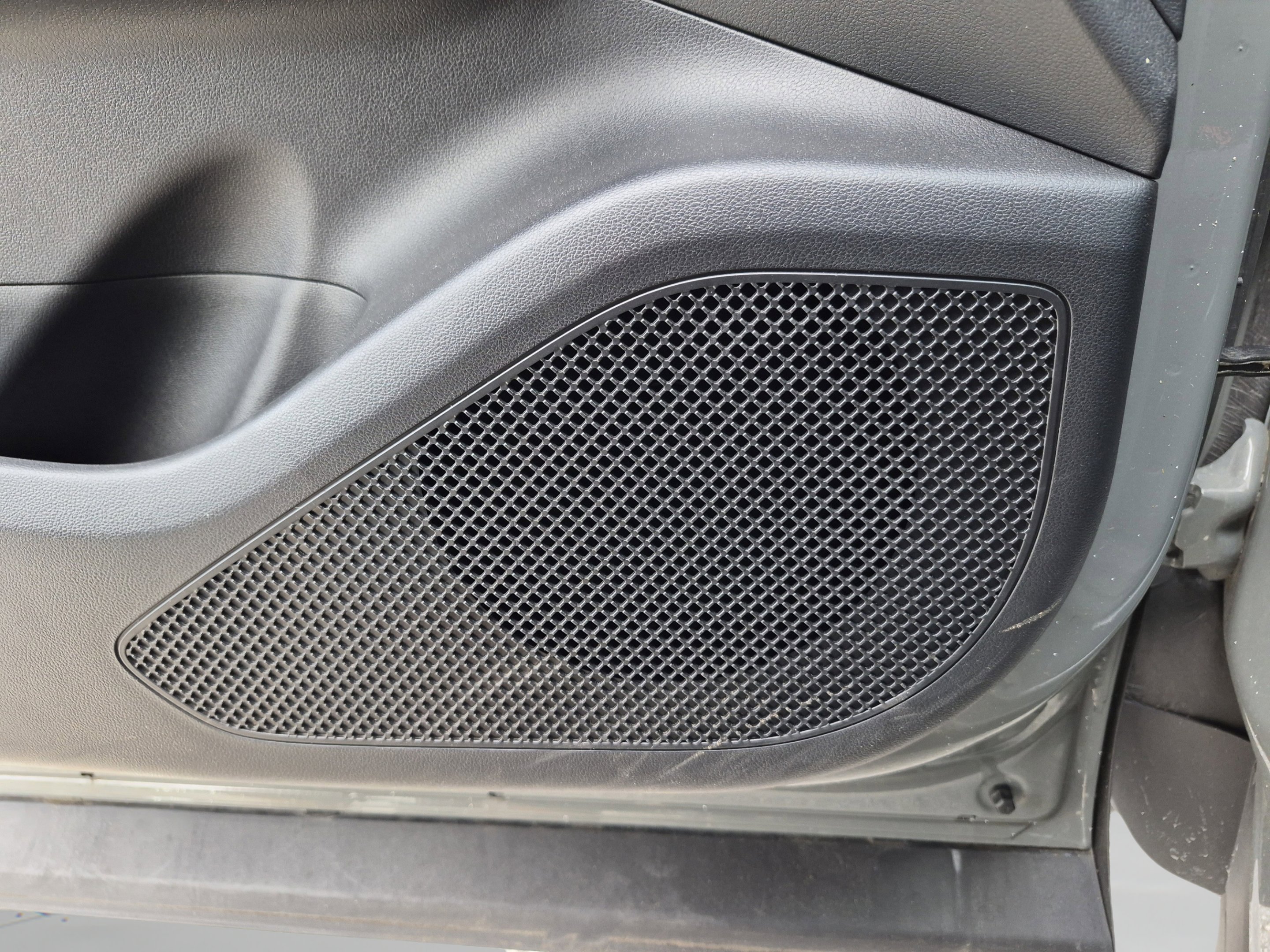 Used 2023 Hampton Gray Hyundai SEL image 12