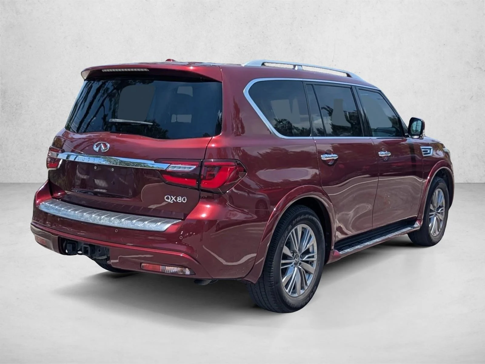 Used 2021 Coulis Red INFINITI LUXE image 5