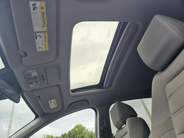Used 2021 Silver Honda EX image 27