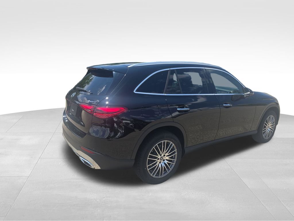 New 2026 Black Mercedes-Benz GLC 300 image 5
