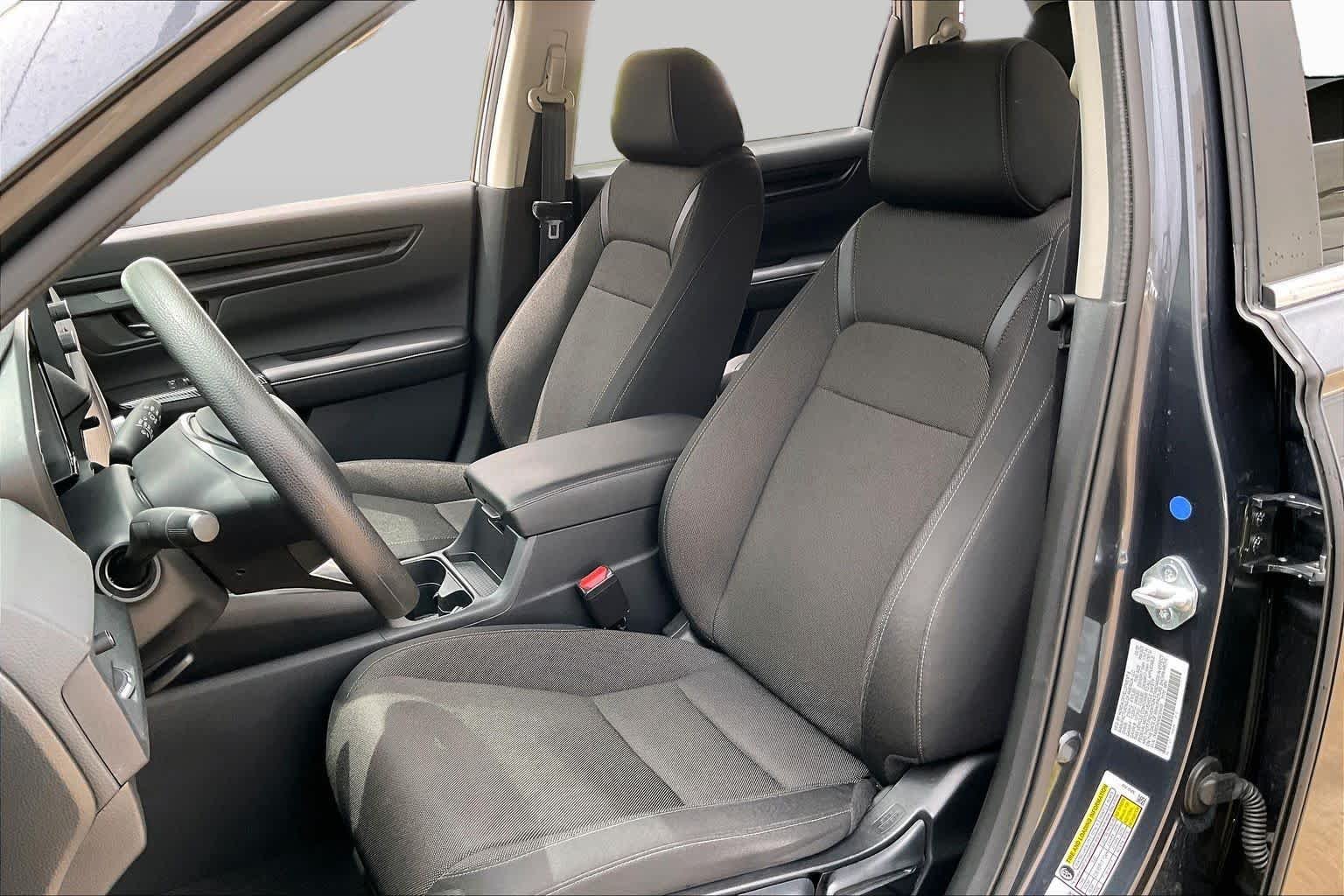 Used 2025 Meteorite Gray Metallic Honda LX image 9