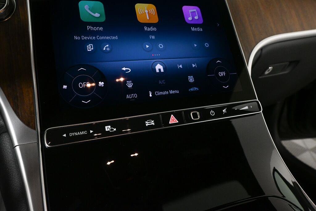 Certified Used 2025 Black Mercedes-Benz GLC 300 image 6