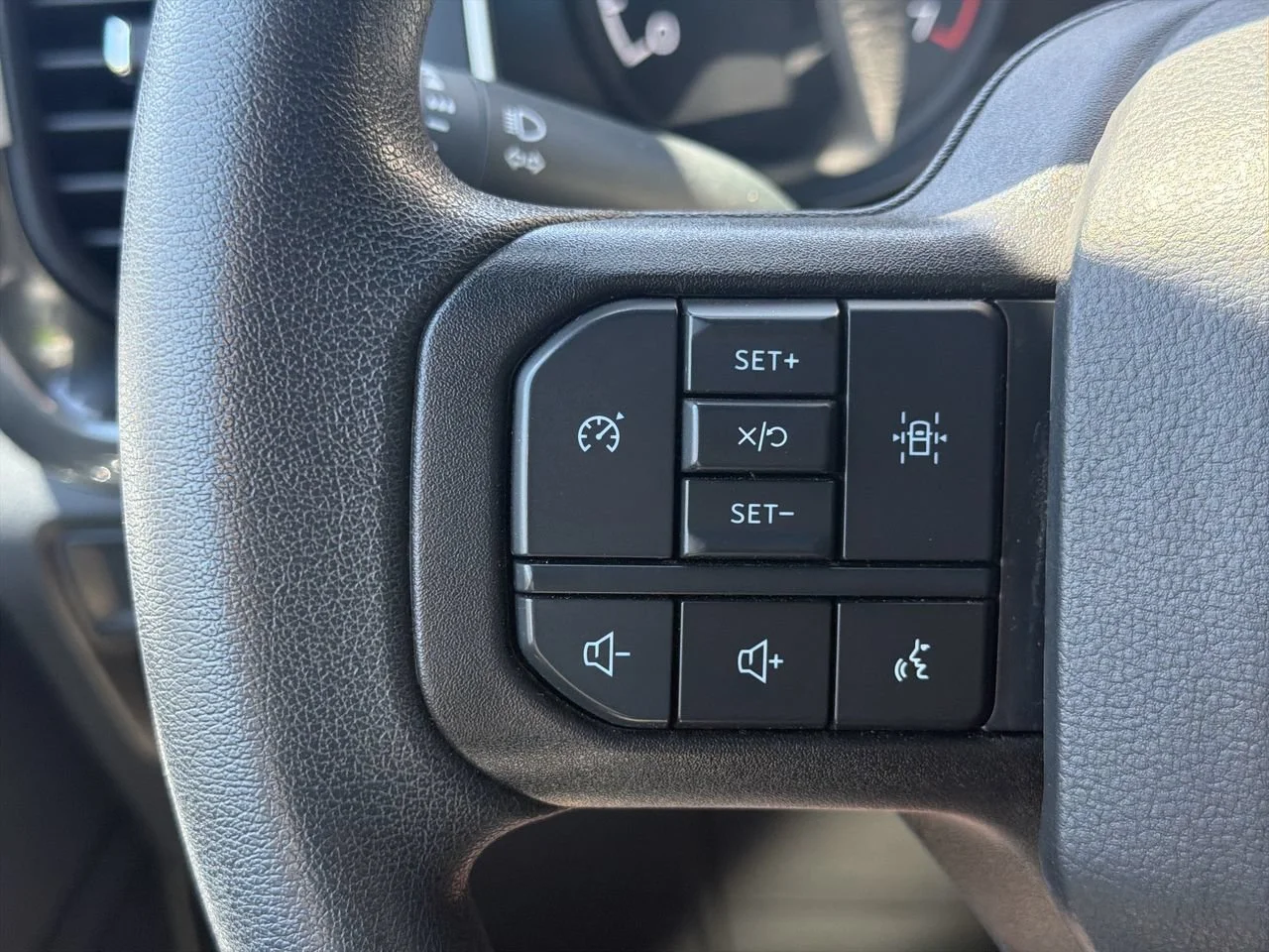 Used 2023 OXFORD WHITE Ford XL image 33