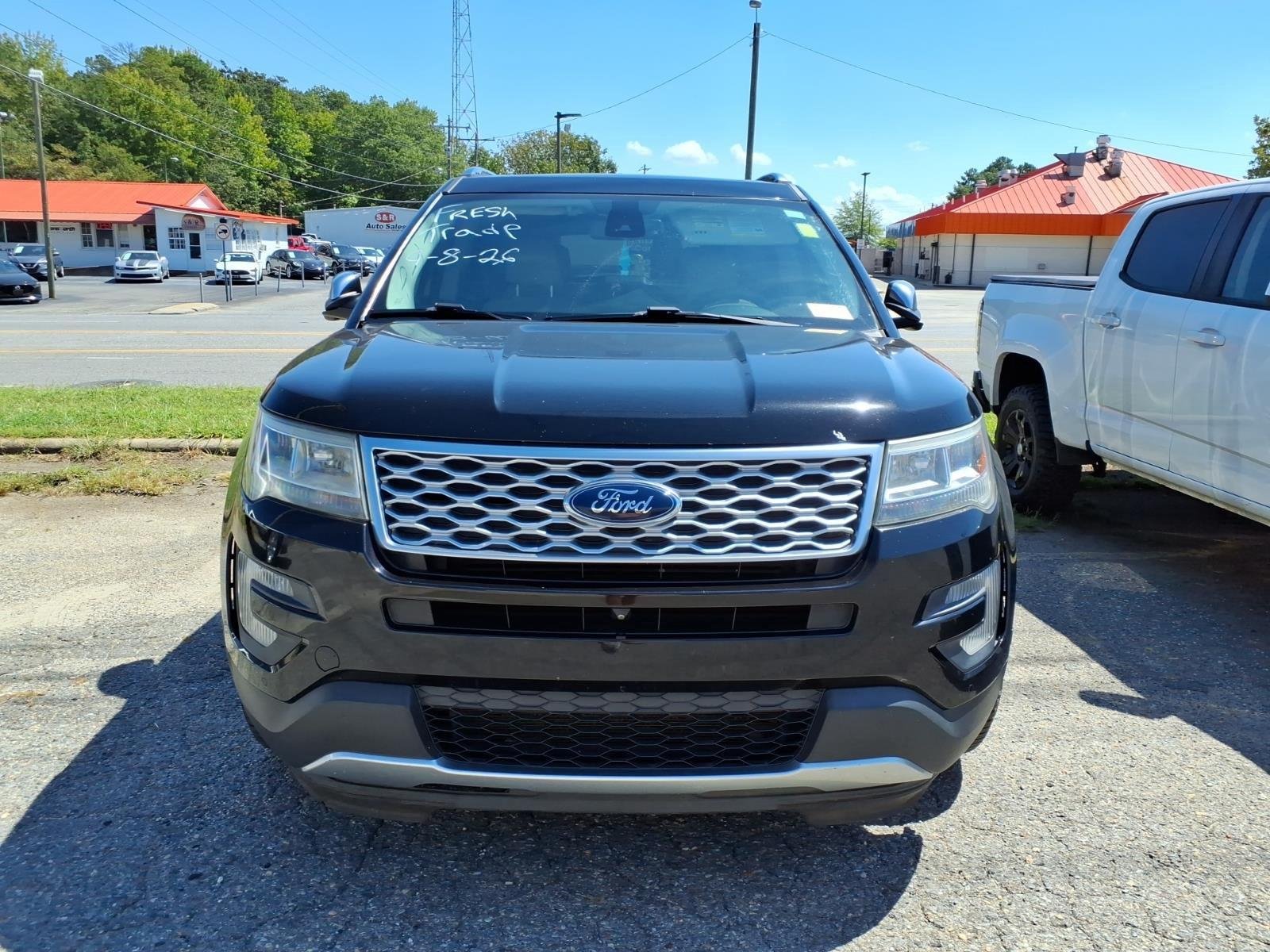Used 2017 Shadow Black Ford Platinum image 2
