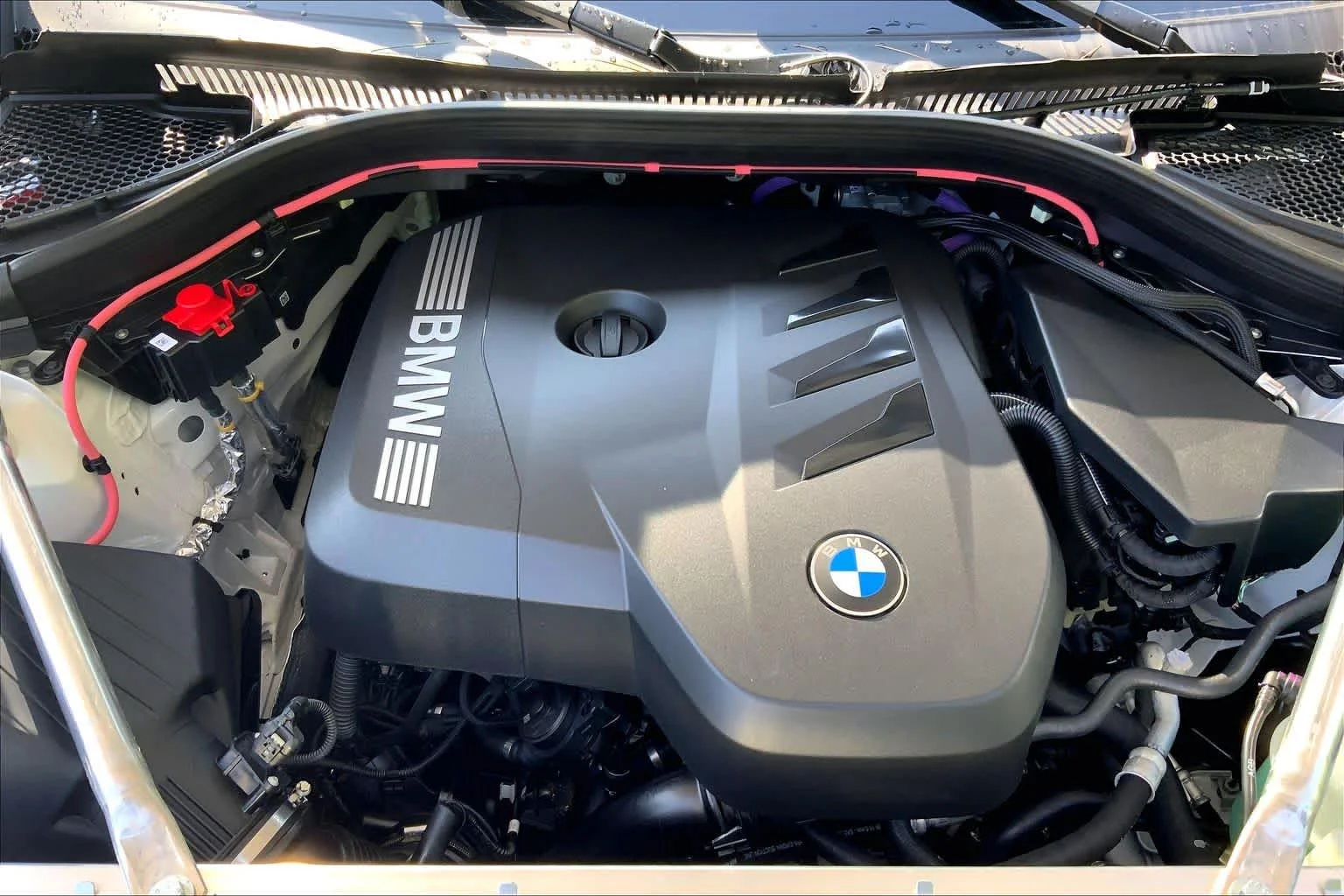 New 2026 Mineral White Metallic BMW 30 xDrive image 17