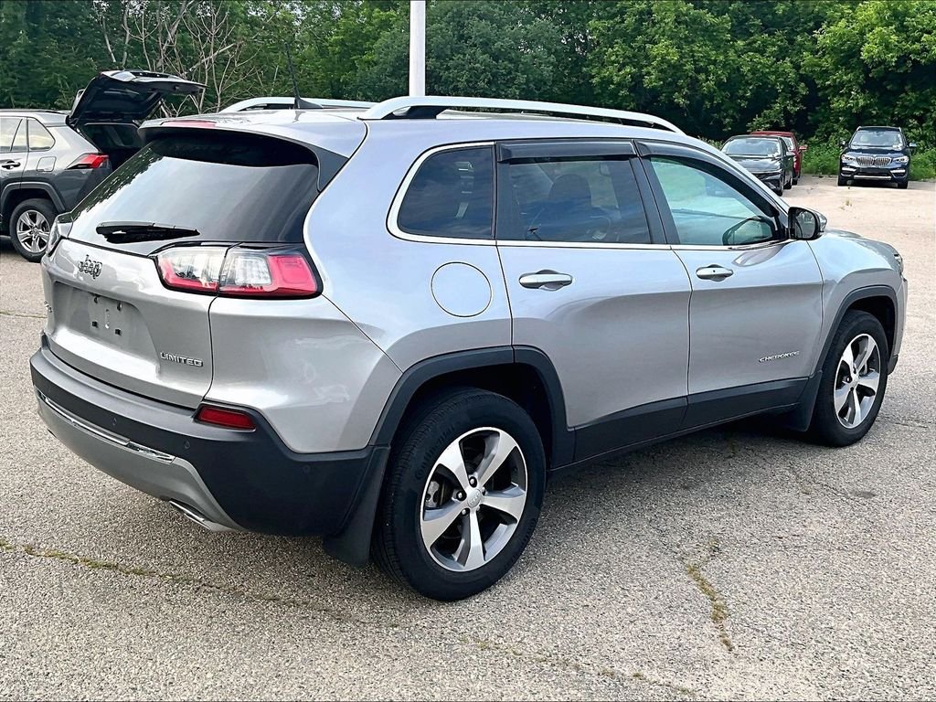 Used 2021 Silver Jeep Limited image 6
