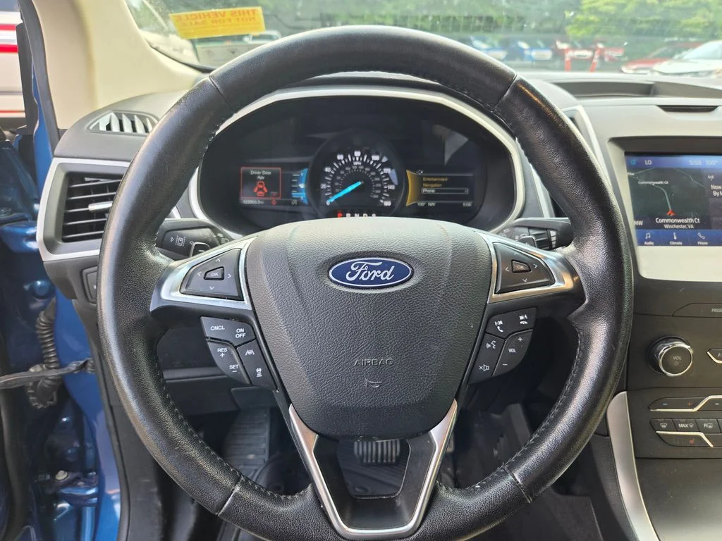 Used 2020 Blue Ford SEL image 13