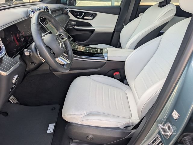 Used 2025 Green Mercedes-Benz GLC 350e image 8
