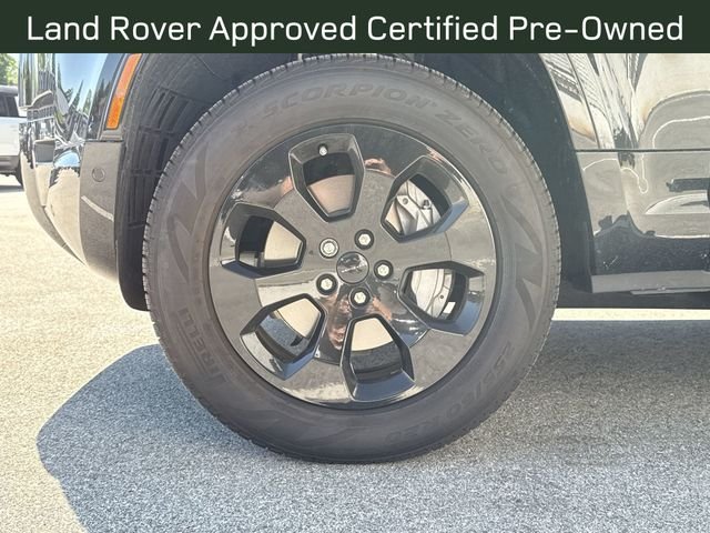 Certified Used 2026 Santorini Black Land Rover X-Dynamic SE image 10