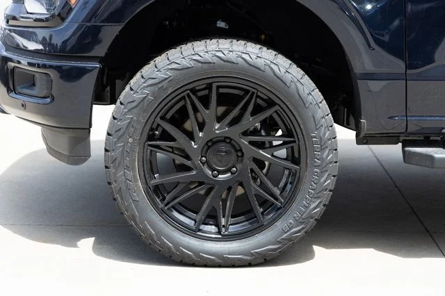New 2026 Blue Ford XLT image 5