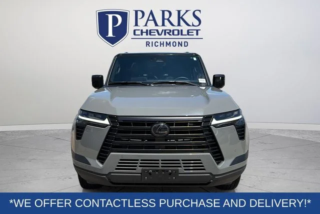 Used 2024  Lexus 550 Premium image 2