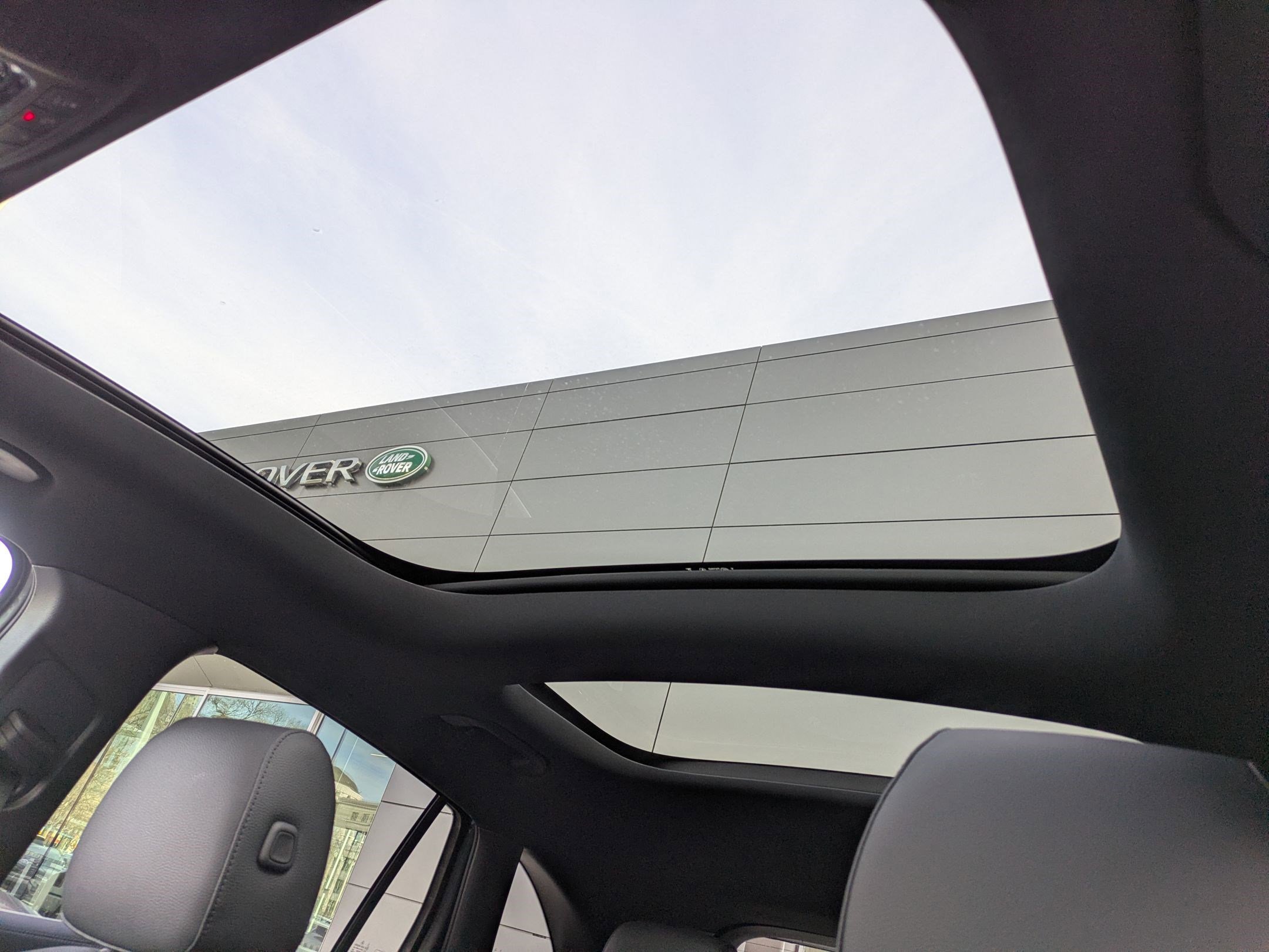 New 2026 Mountain Grey Metallic Mercedes-Benz GLA 250 image 31