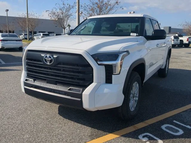 New 2026 Ice Cap Toyota SR5 image 8