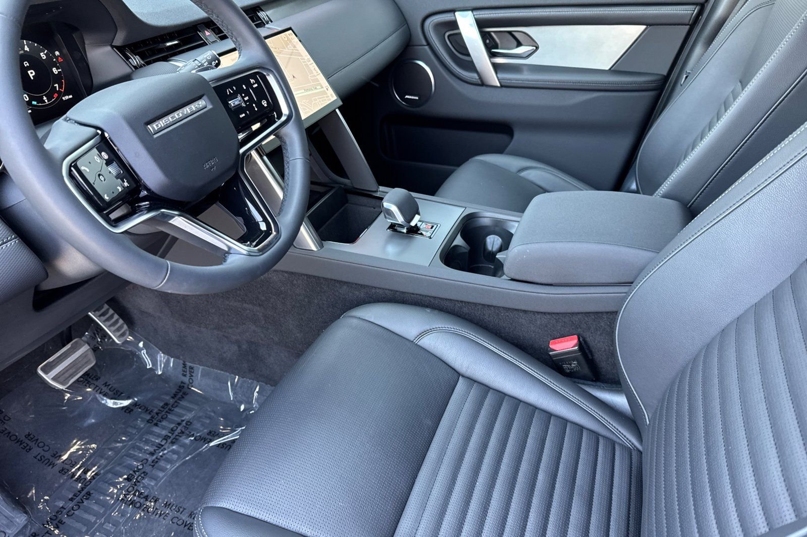Certified Used 2025 Gray Land Rover SE image 9