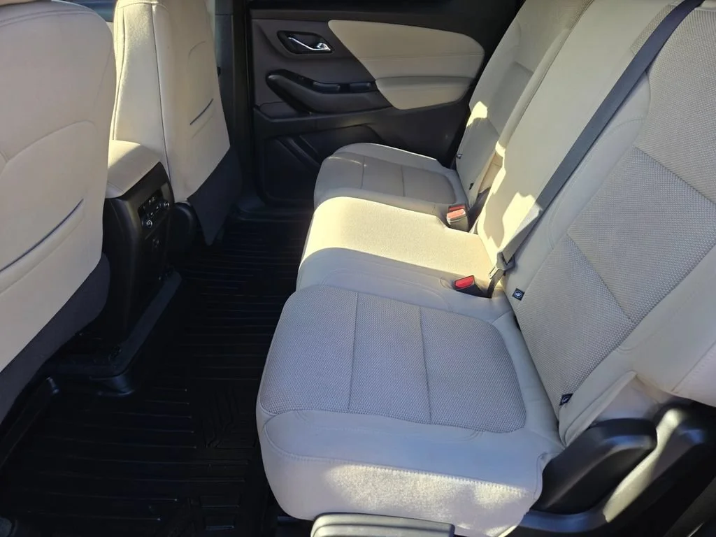 Used 2023 STERLING GRAY METALLIC Chevrolet LS image 11