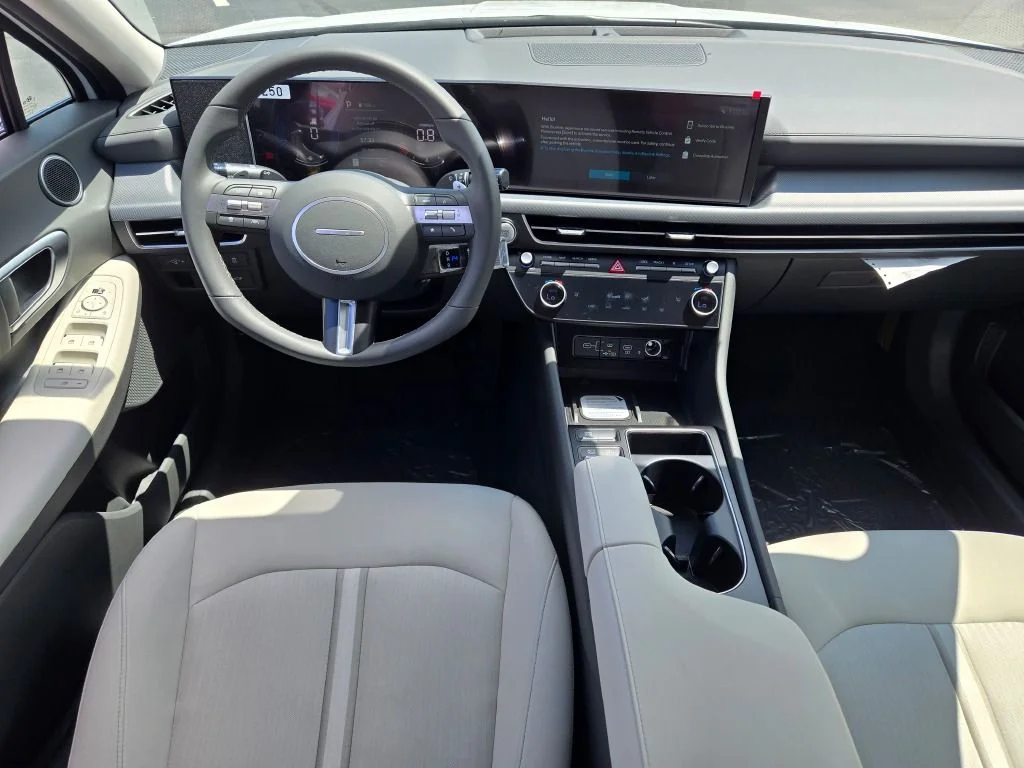 New 2026 White Hyundai SEL Sport image 17