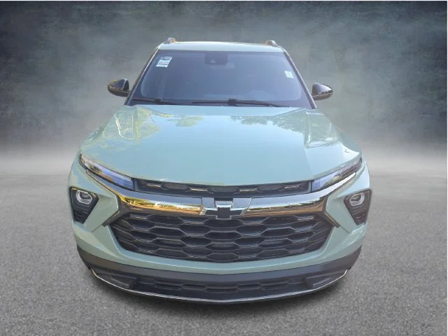 Used 2026 Green Chevrolet ACTIV image 2