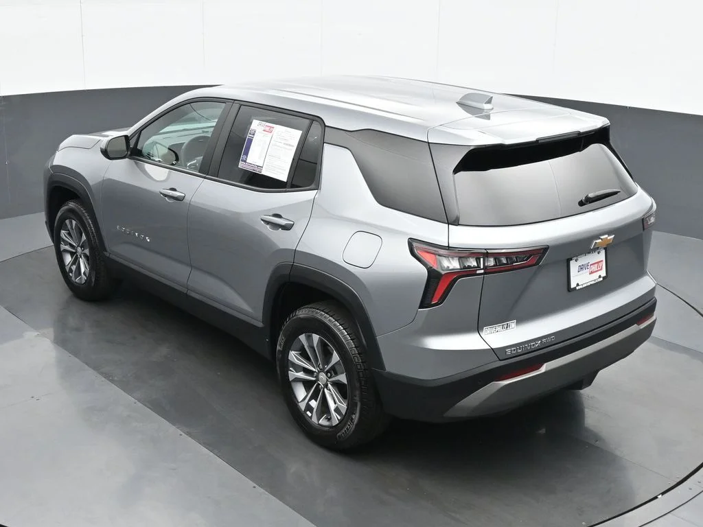 Used 2026 Gray Chevrolet LT image 19