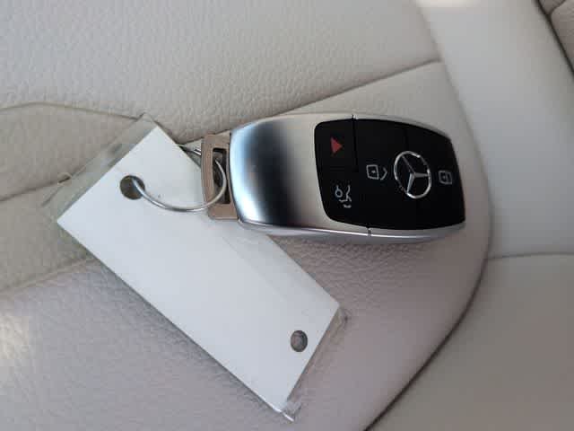 Used 2026 Cirrus Silver Metallic Mercedes-Benz GLA 250 image 35