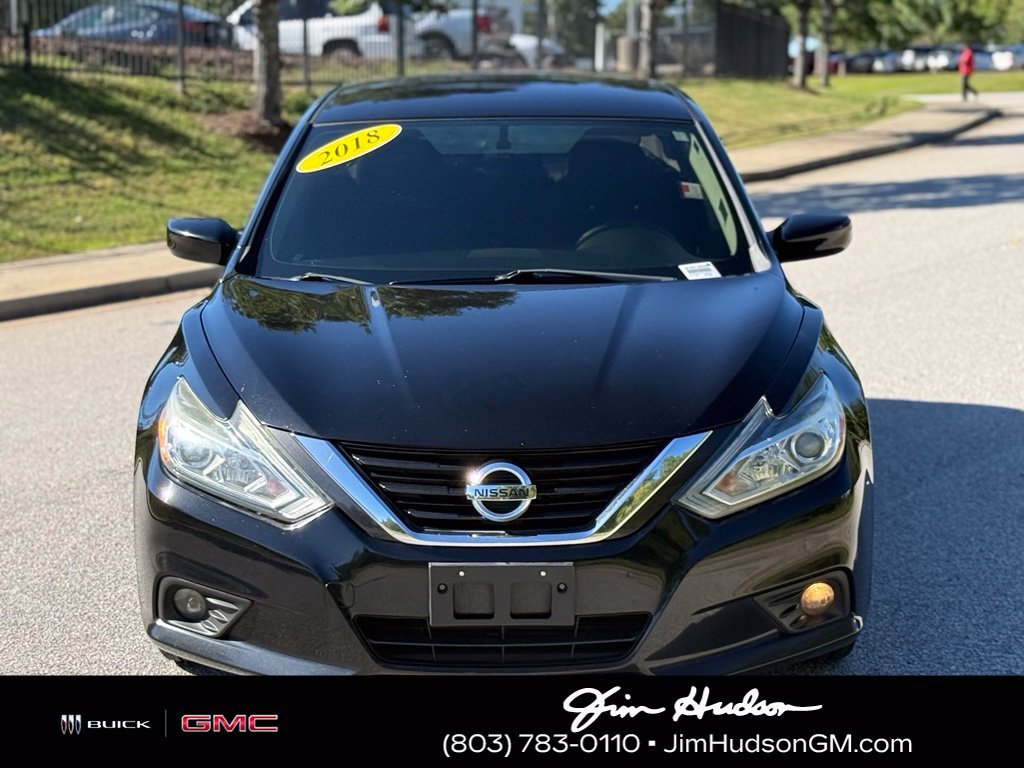 Used 2018 Black Nissan 2.5 SV image 8
