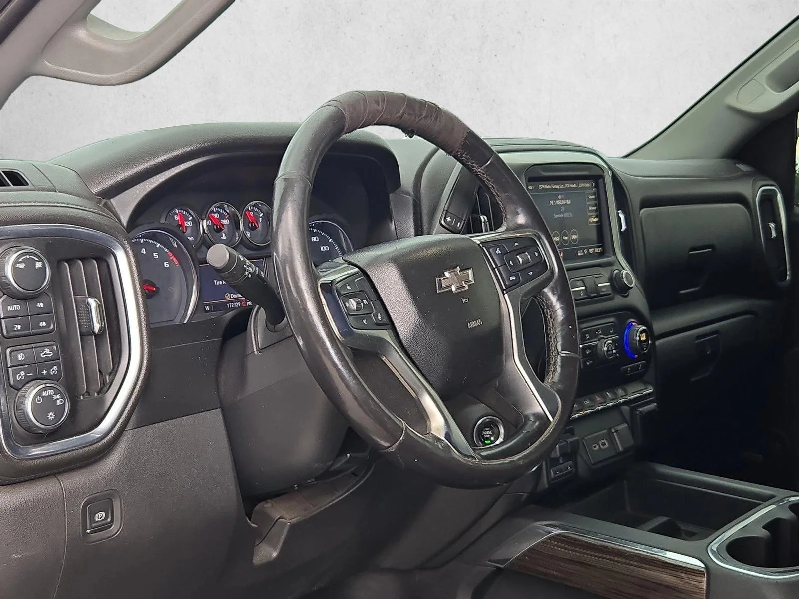 Used 2019 Satin Steel Metallic Chevrolet RST image 9