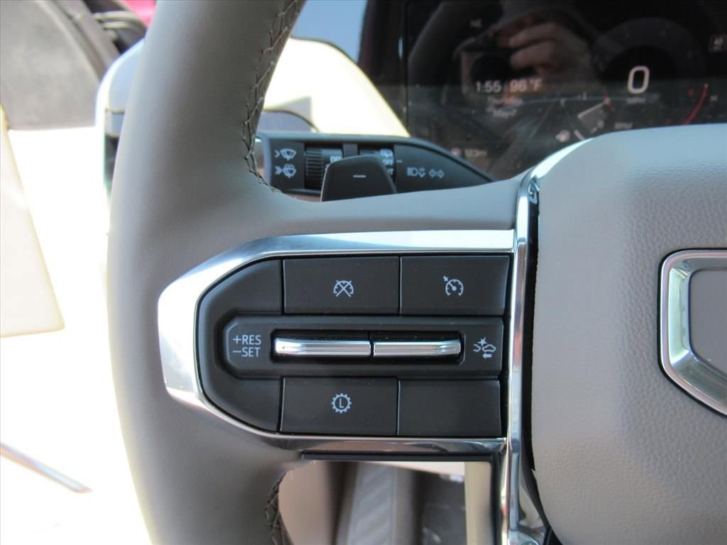 2026 GMC Yukon Denali - Photo 24