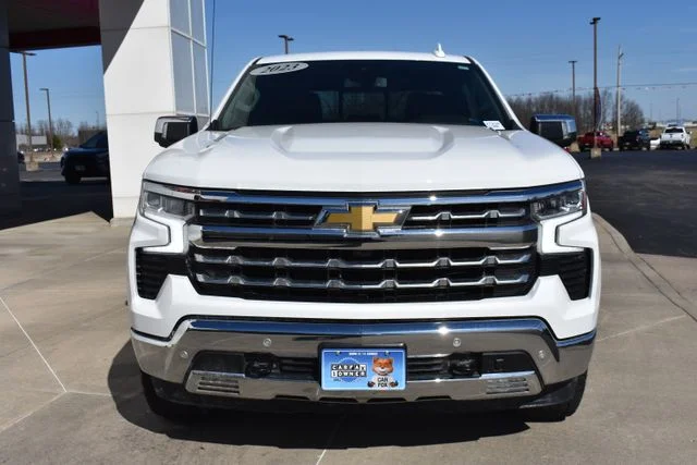 Used 2023 White Chevrolet LTZ image 3