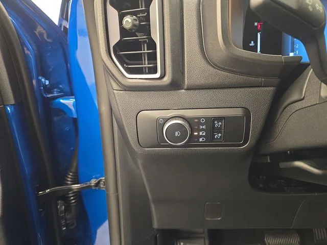 New 2026 Velocity Blue Metallic Ford Outer Banks® image 35
