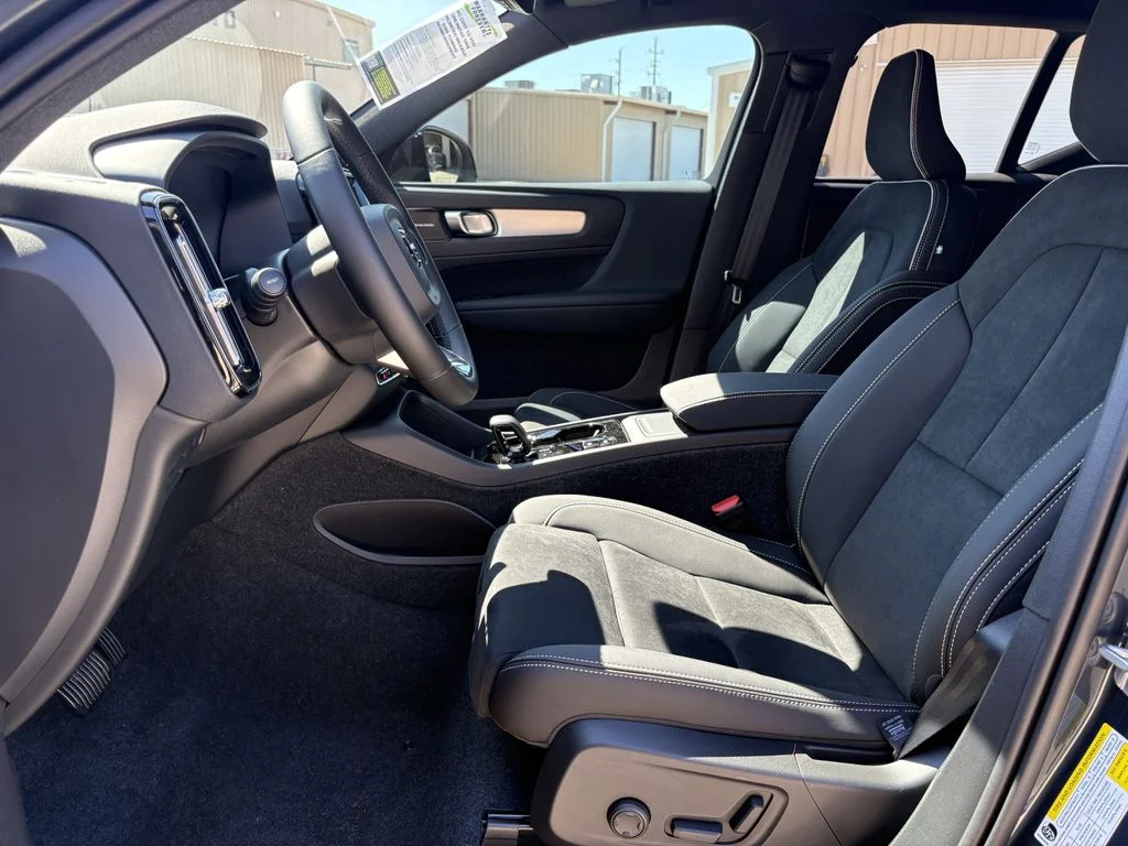New 2026 Denim Blue Volvo Ultra image 12