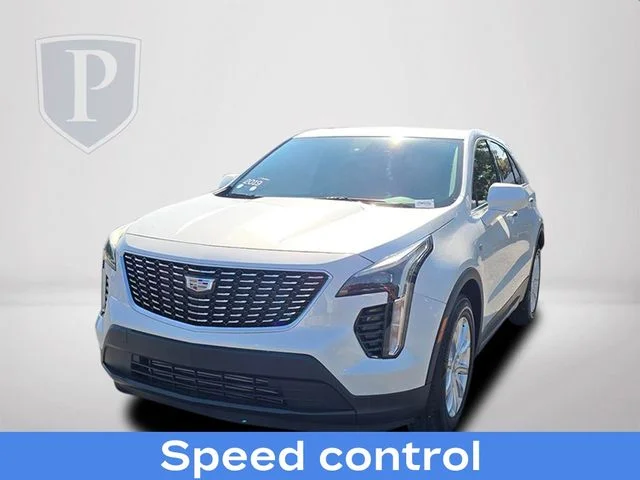 Used 2019 White Cadillac Luxury image 11