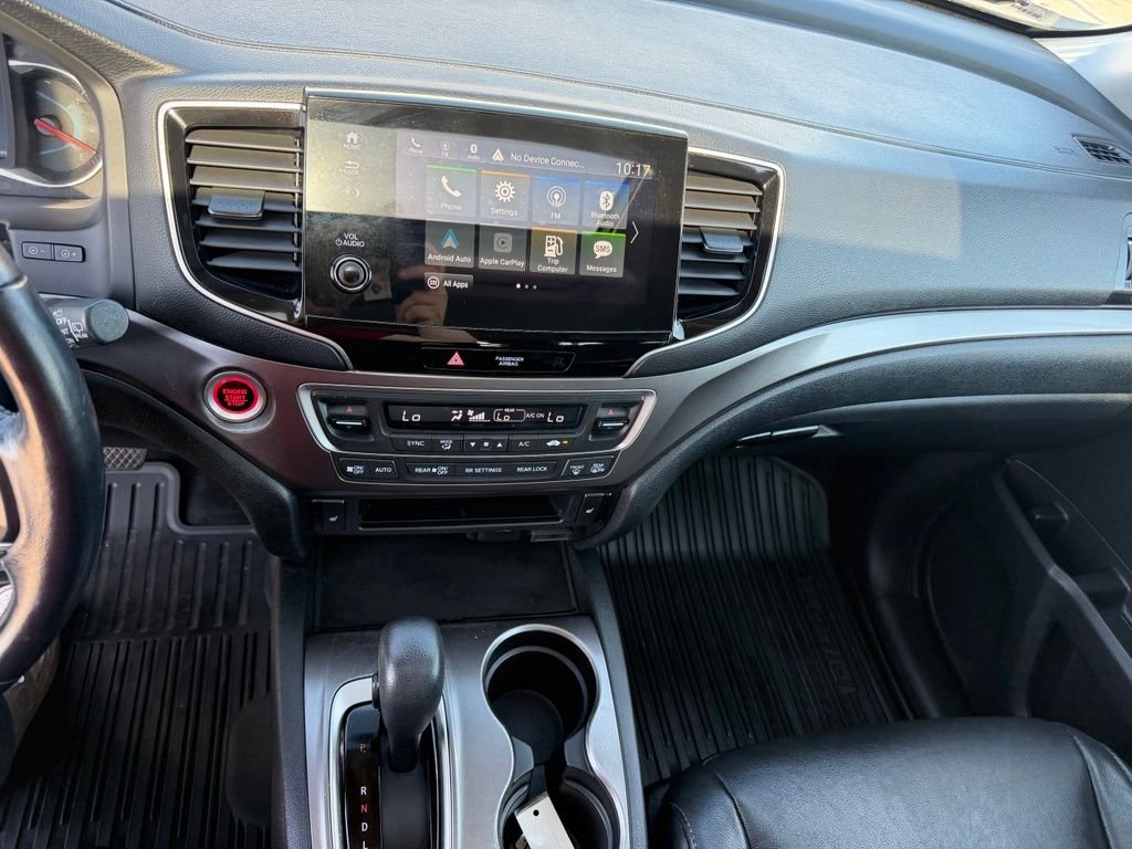 Used 2020 Black Honda EX-L image 35