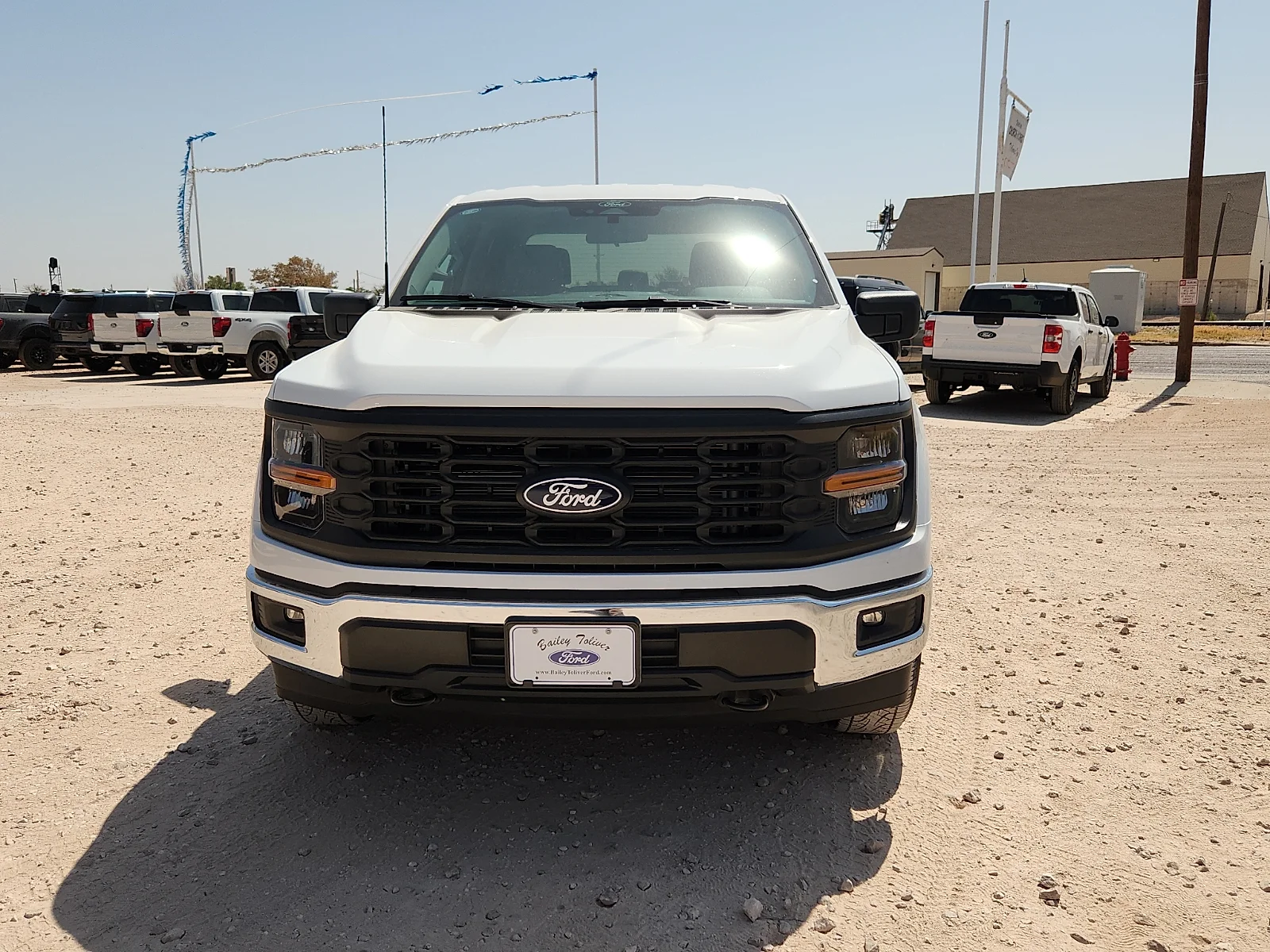 New 2026 Oxford White Ford XL image 2