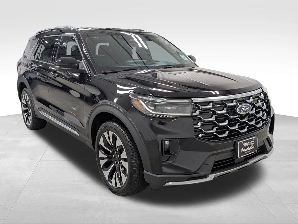 New 2026 Agate Black Metallic Ford Platinum™ image 18