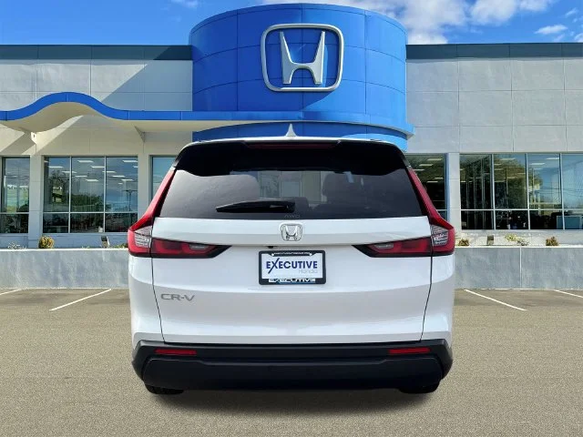 Used 2023 White Honda EX image 3