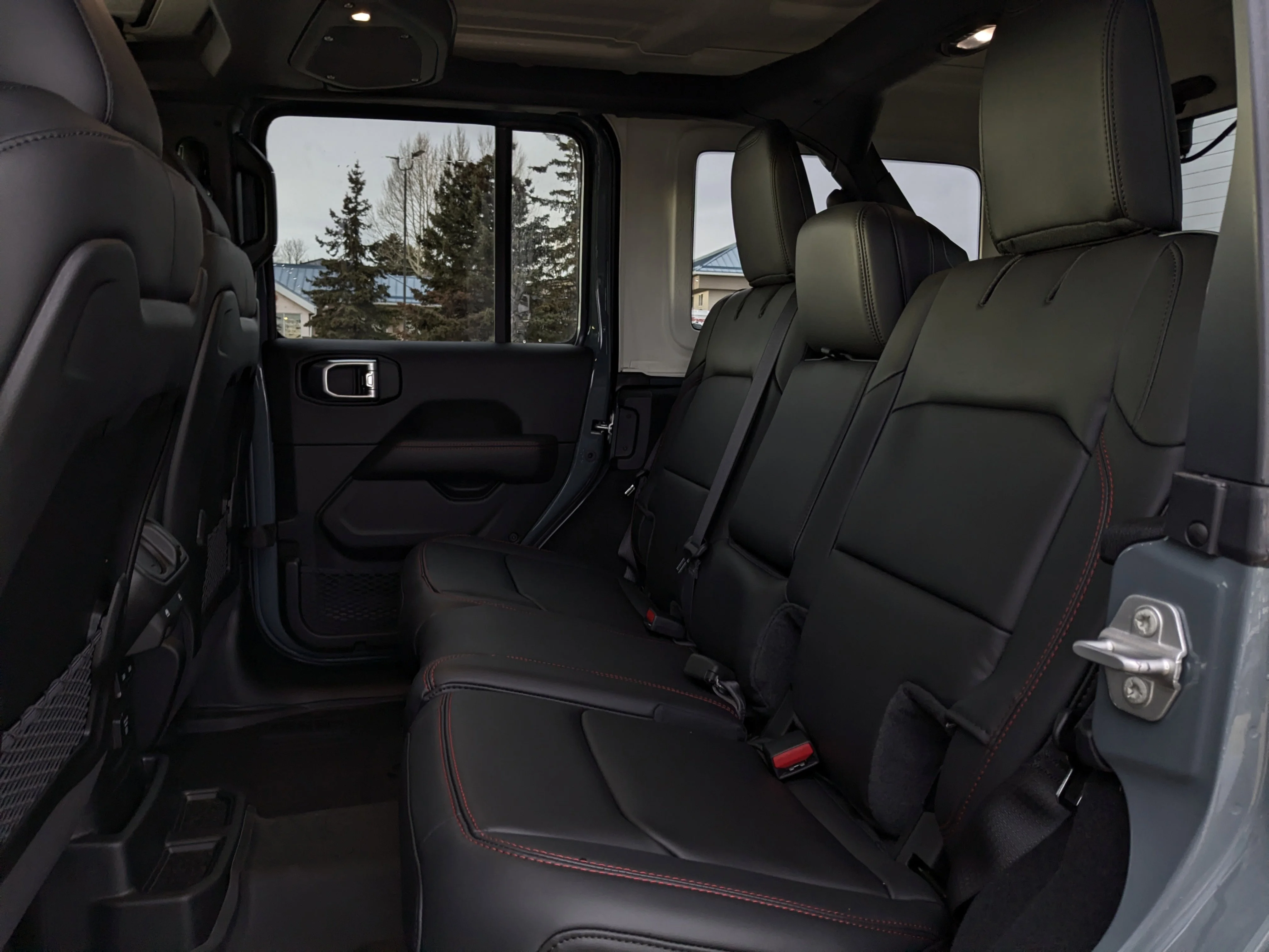 New 2026 Dark blue Jeep Rubicon - FUEL RIMS - AT 35 TIRES - HIGHLIFT HOOD JACK & TONS MORE! image 25