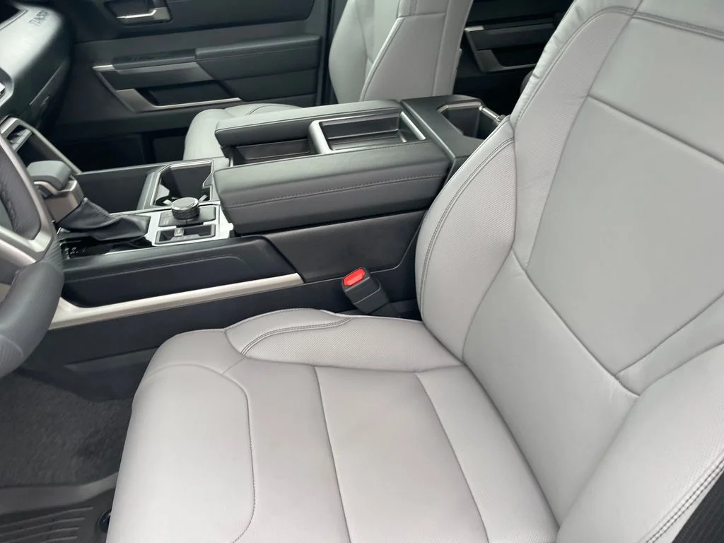 2026 Toyota Tundra SR5 - Photo 22