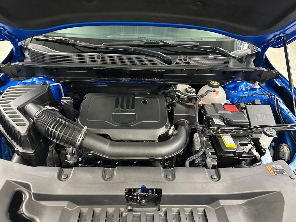 Used 2024 Riptide Blue Metallic Chevrolet LT image 39