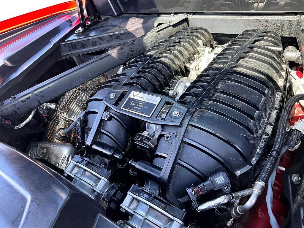 Used 2023 Red Chevrolet Z06 image 32