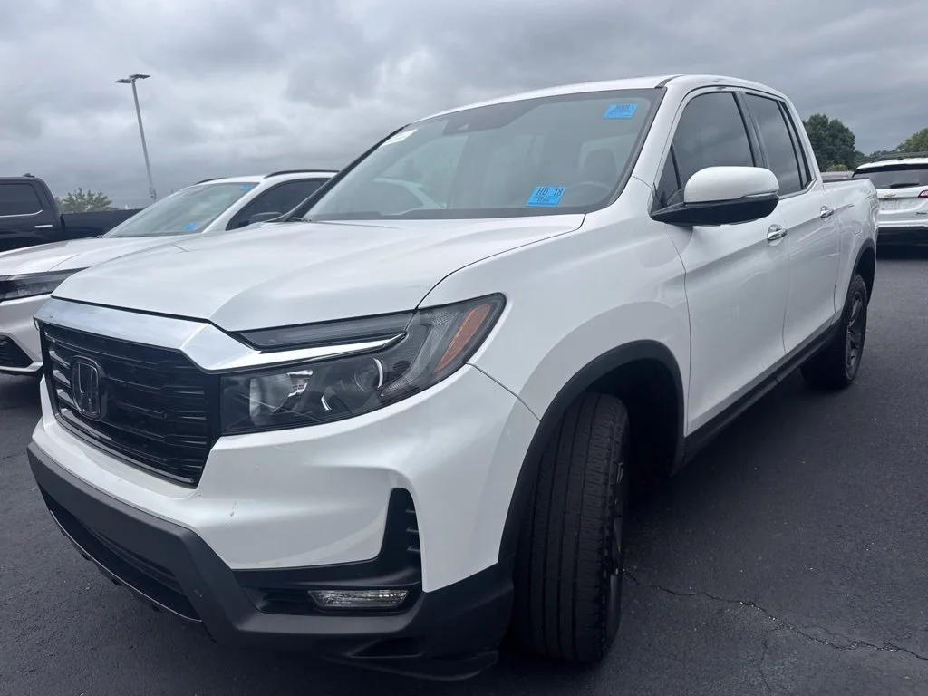 Used 2023 White Honda RTL-E image 3