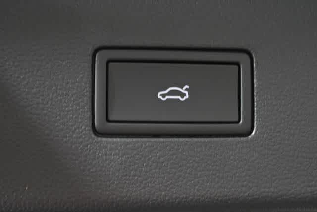 2025 Volkswagen Atlas SEL Premium R-Line - Photo 11