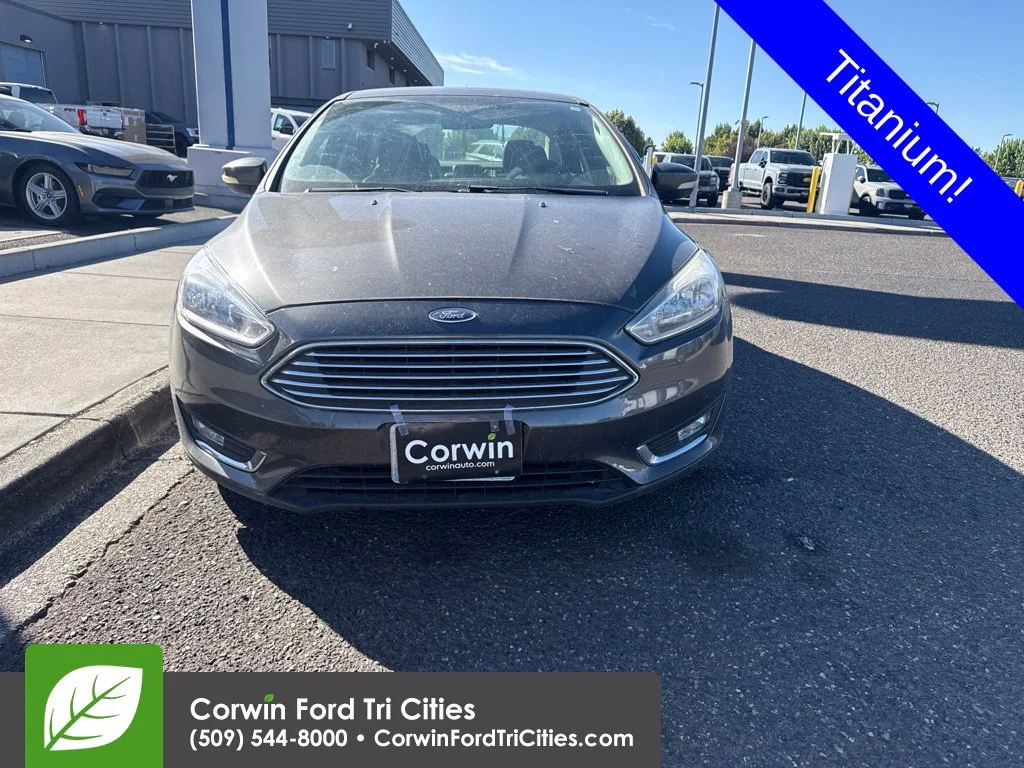 Used 2015 Gray Ford Titanium image 3
