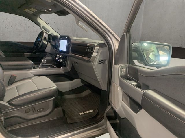 Used 2025 Silver Ford Lariat image 21