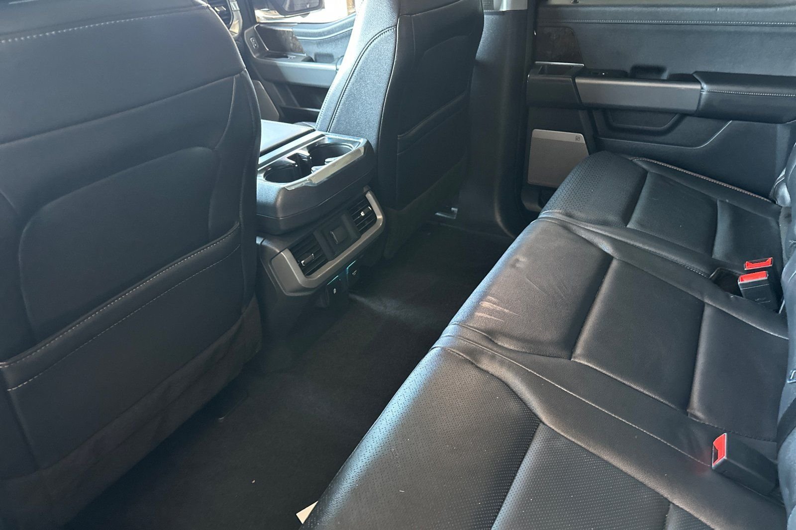 Used 2022 Blue Ford Lariat image 12