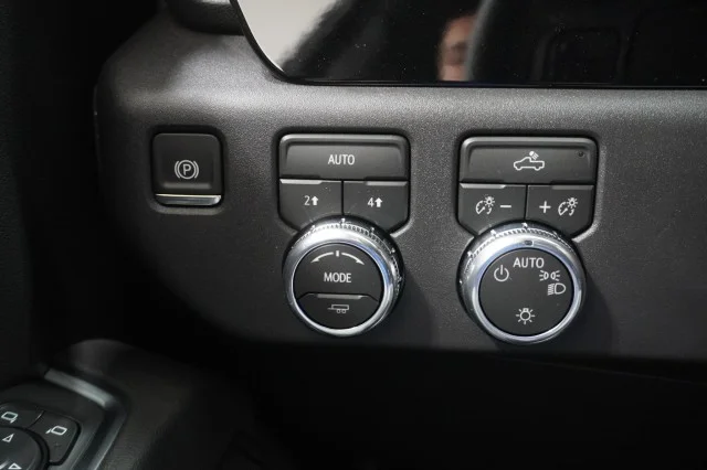 2026 GMC Sierra 1500 SLE - Photo 29