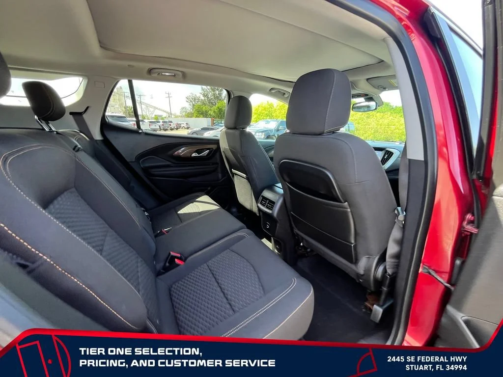 Used 2018 RED QUARTZ TINTCOAT GMC SLE image 18