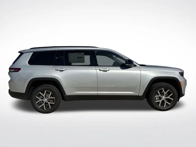 New 2025 Silver Jeep Limited image 10