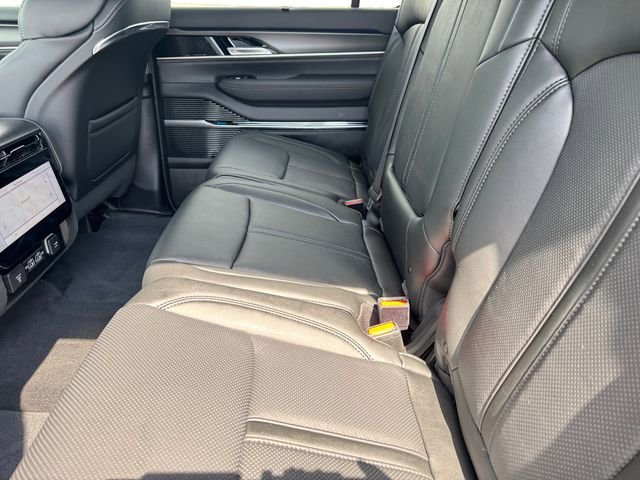 New 2026 High Gloss Black Exterior Paint Jeep Summit Obsidian image 14